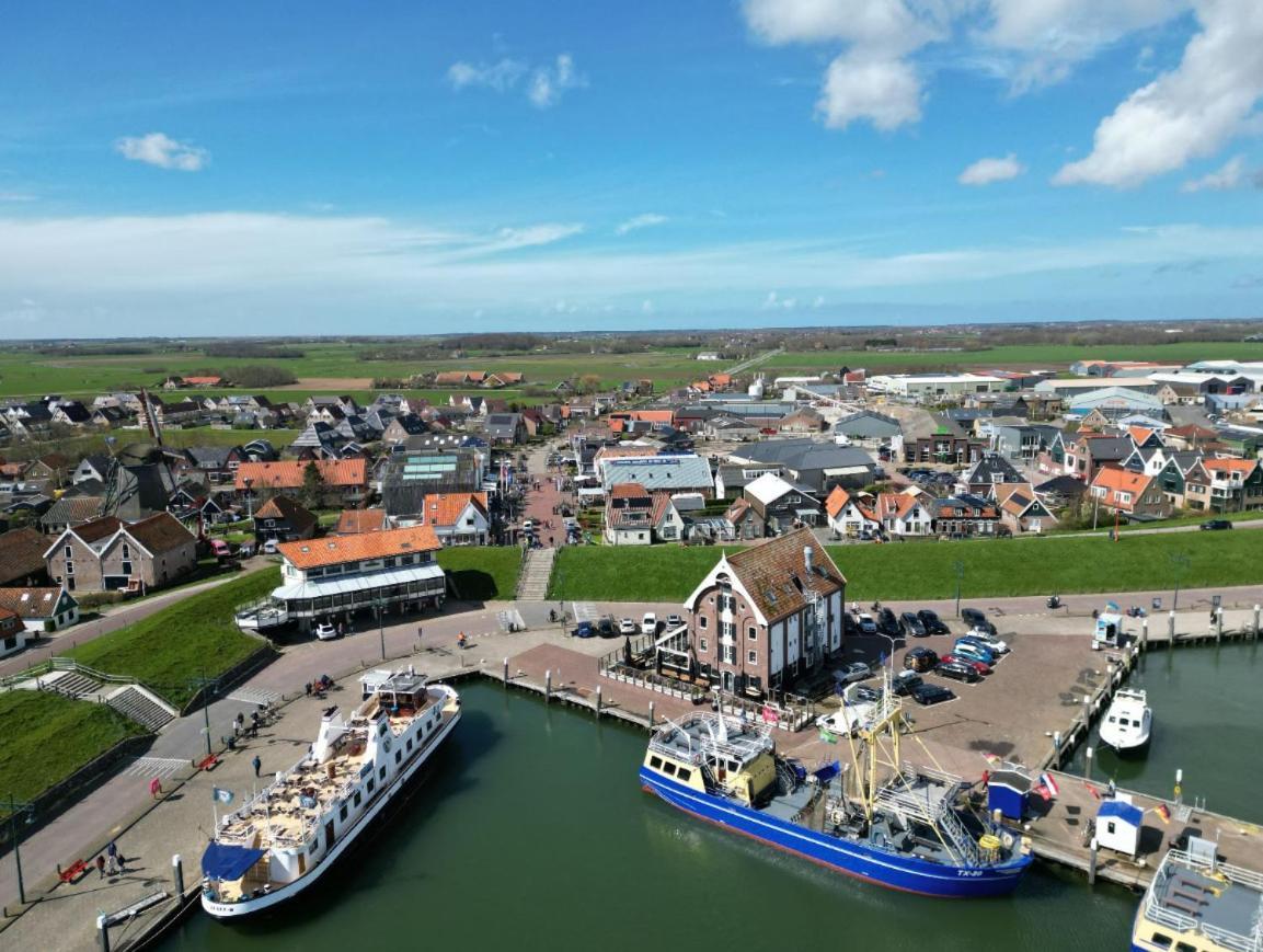 Hotel Havenzicht Texel Oudeschild Exterior photo